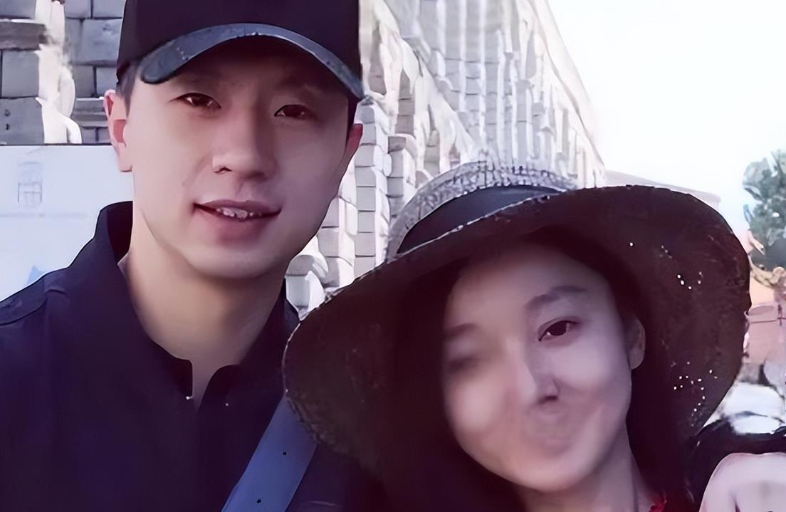 王楚钦开的白色车叫什么-有驾