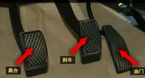汽车仪表盘出现扳手是那些问题-有驾