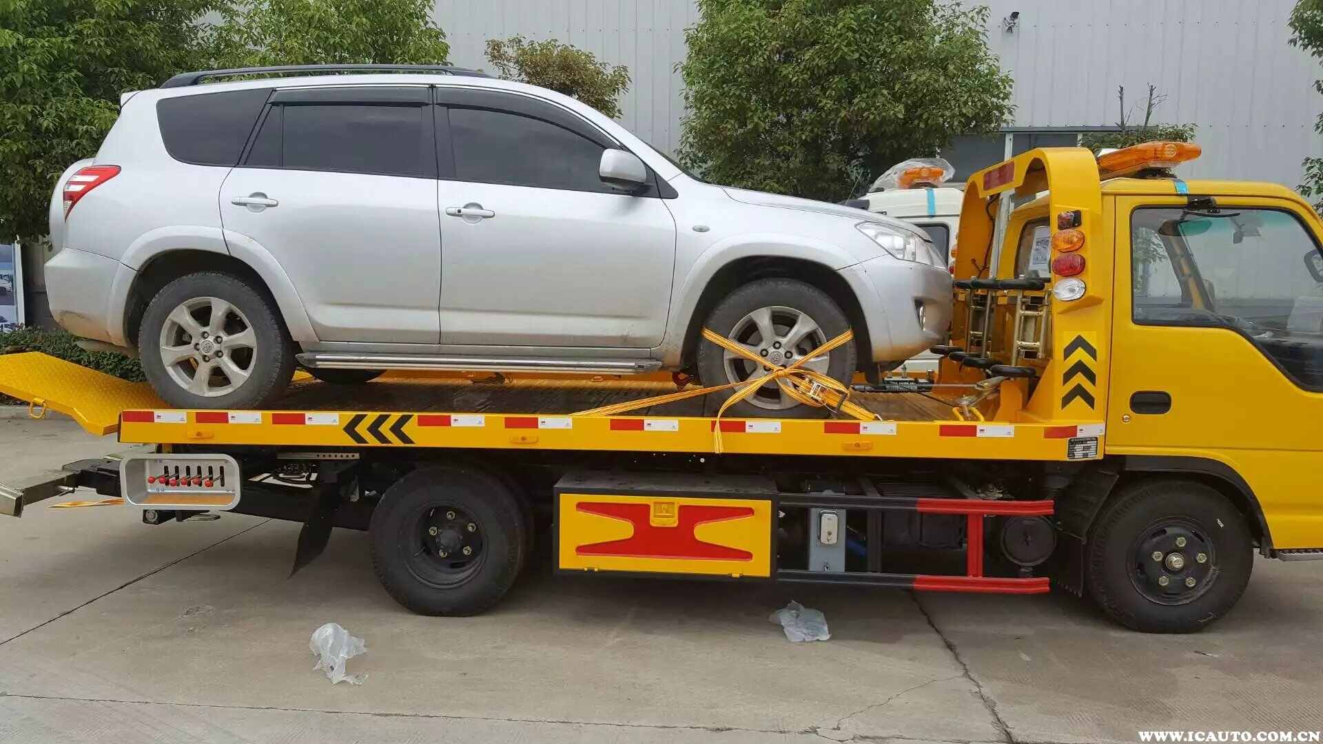 4s店拖车免费吗-有驾 4s店拖车免费吗-有驾